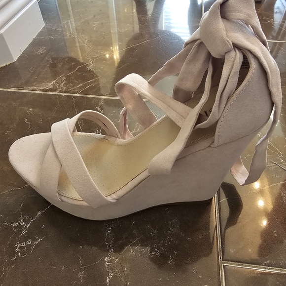 Blush Tie Up Wedge Platform Sandal - Just Fab Dahlia Sandal - Picture 8 of 9